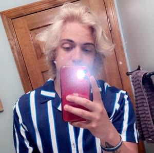 Meet your Posher, Christopher